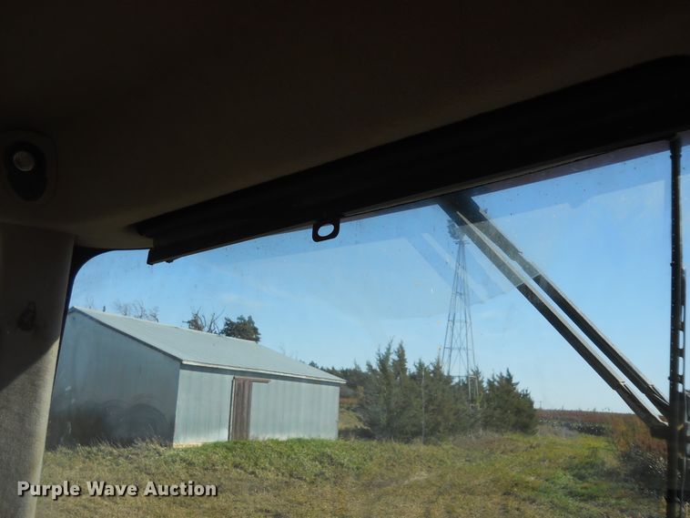 image for item DF4541 2010 Case IH Steiger 335  4WD tractor