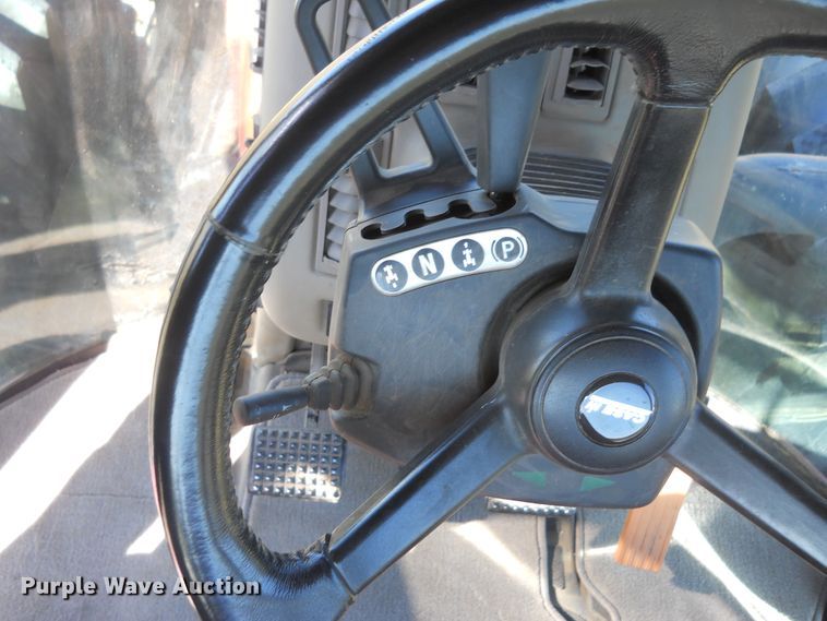 image for item DF4541 2010 Case IH Steiger 335  4WD tractor