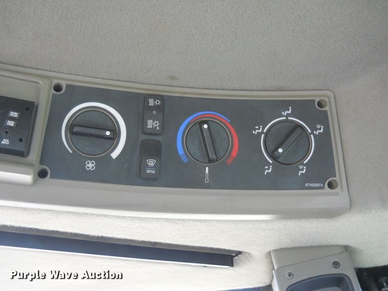 image for item DF4541 2010 Case IH Steiger 335  4WD tractor