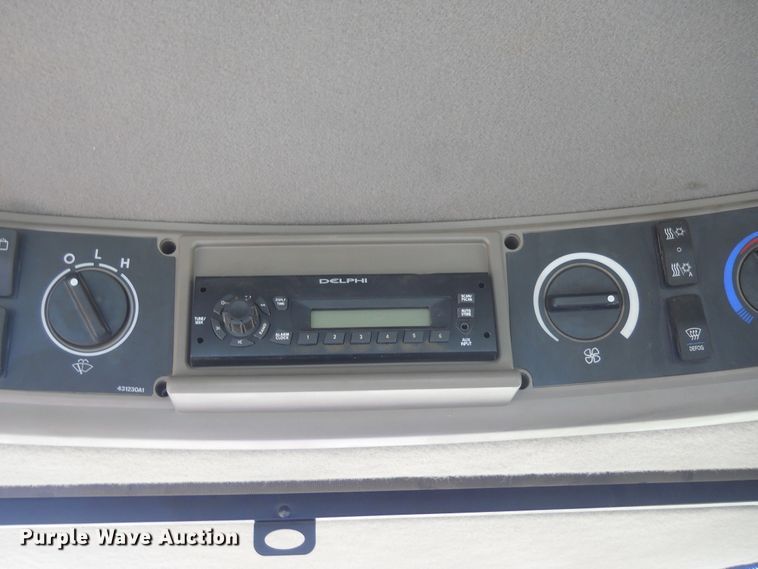 image for item DF4541 2010 Case IH Steiger 335  4WD tractor