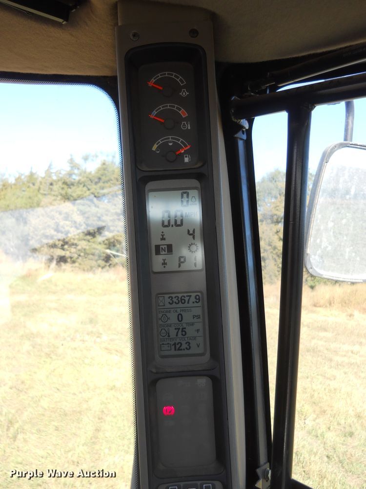 image for item DF4541 2010 Case IH Steiger 335  4WD tractor