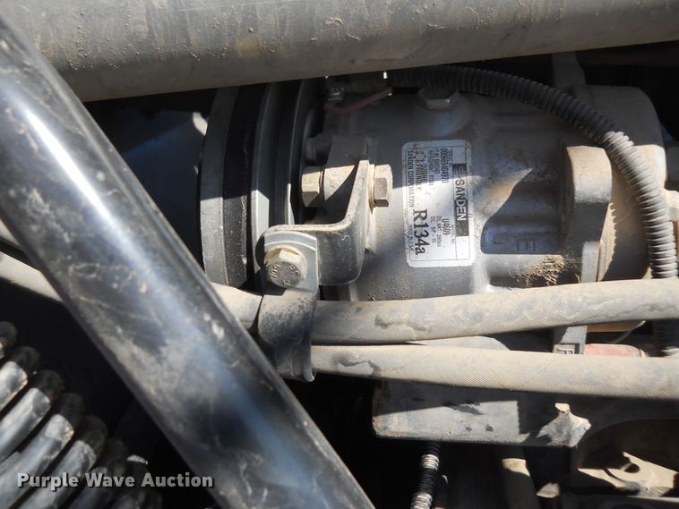 image for item DF4541 2010 Case IH Steiger 335  4WD tractor