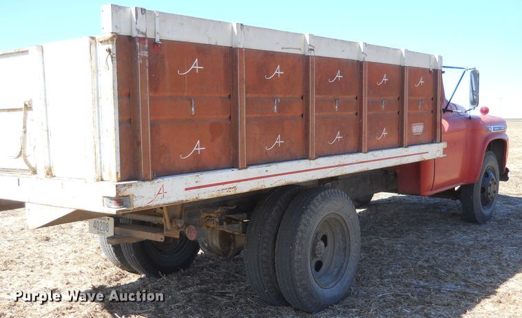 image for item DF4542 1959 Chevrolet Viking 60  grain truck