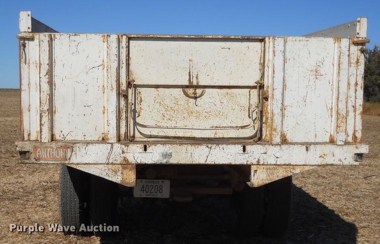 image for item DF4542 1959 Chevrolet Viking 60  grain truck