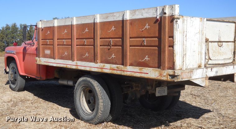 image for item DF4542 1959 Chevrolet Viking 60  grain truck