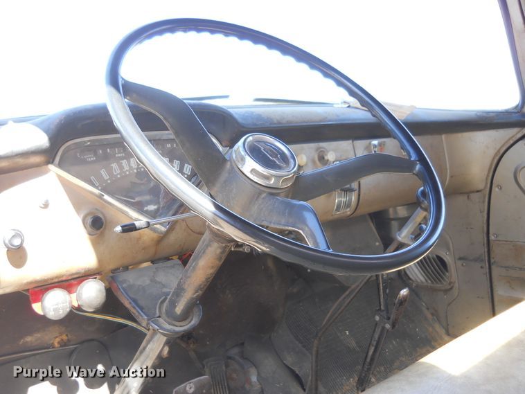 image for item DF4542 1959 Chevrolet Viking 60  grain truck