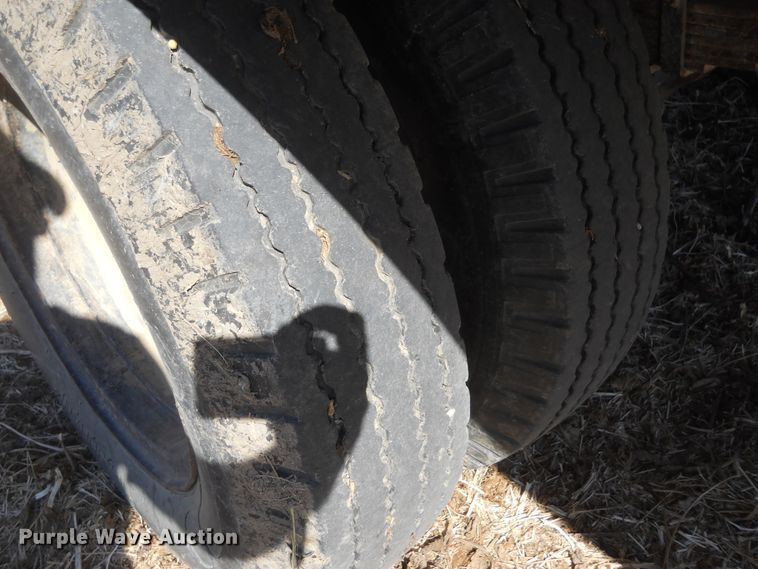 image for item DF4542 1959 Chevrolet Viking 60  grain truck