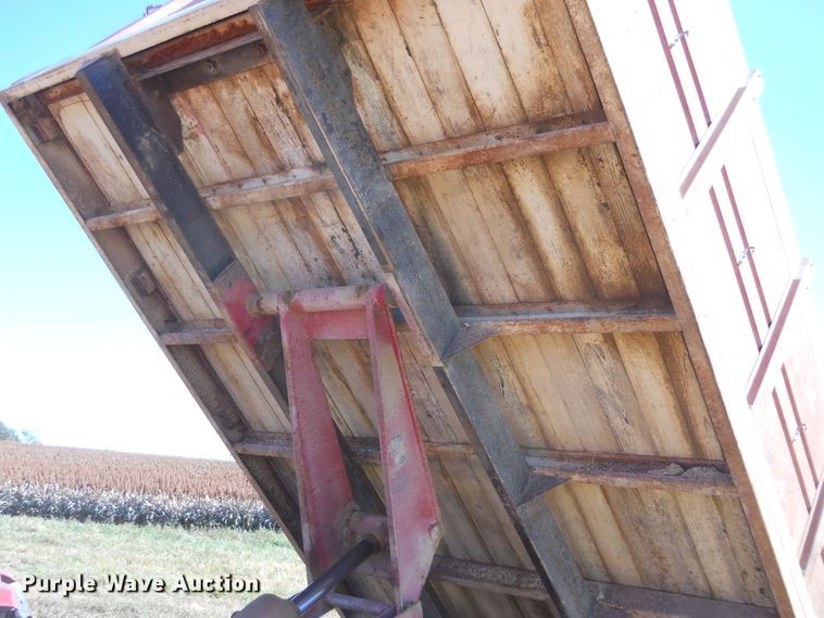 image for item DF4542 1959 Chevrolet Viking 60  grain truck