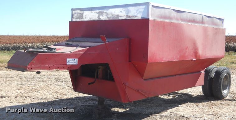 image for item DF4543 Shop built gravity wagon