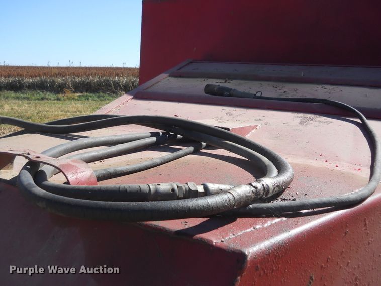 image for item DF4543 Shop built gravity wagon