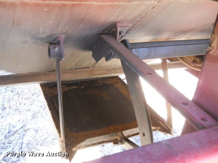 image for item DF4543 Shop built gravity wagon