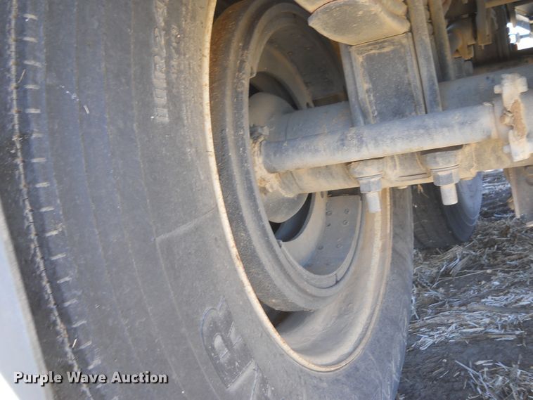 image for item DF4544 2009 Maurer single hopper bottom grain trailer