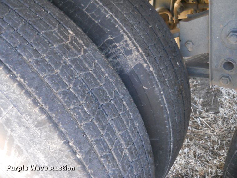 image for item DF4544 2009 Maurer single hopper bottom grain trailer