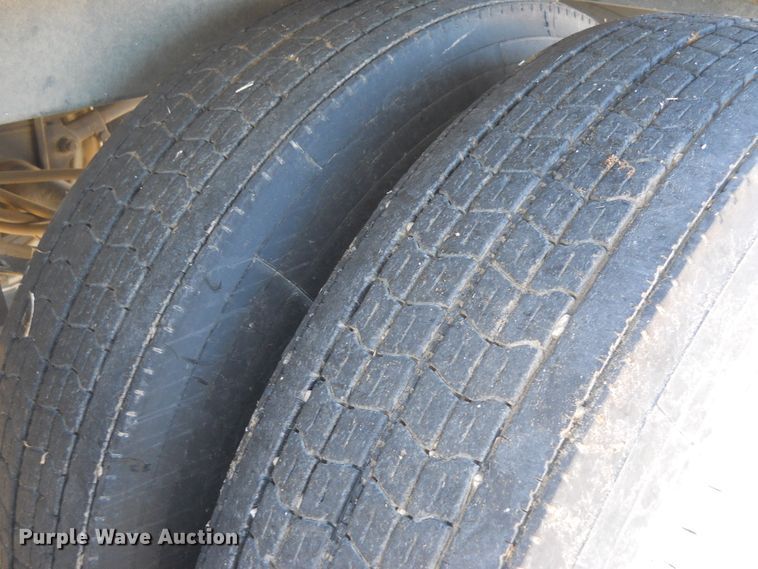 image for item DF4544 2009 Maurer single hopper bottom grain trailer