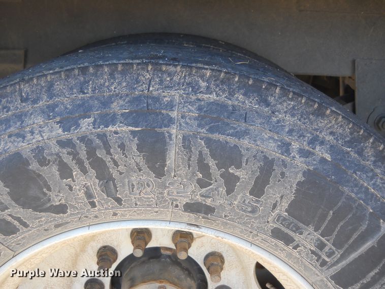 image for item DF4544 2009 Maurer single hopper bottom grain trailer