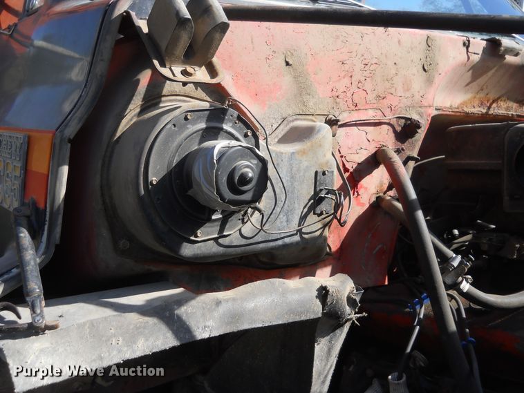 image for item DF4548 1973 Chevrolet 65  grain truck