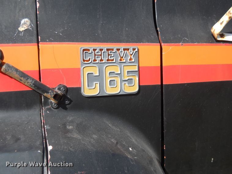 image for item DF4548 1973 Chevrolet 65  grain truck
