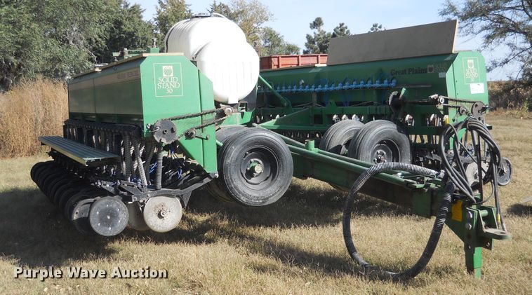 image for item DF4549 Great Plains Solid Stand 30 split row grain drill