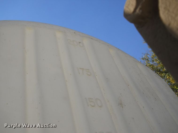 image for item DF4549 Great Plains Solid Stand 30 split row grain drill