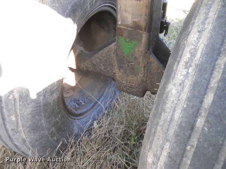 image for item DF4549 Great Plains Solid Stand 30 split row grain drill