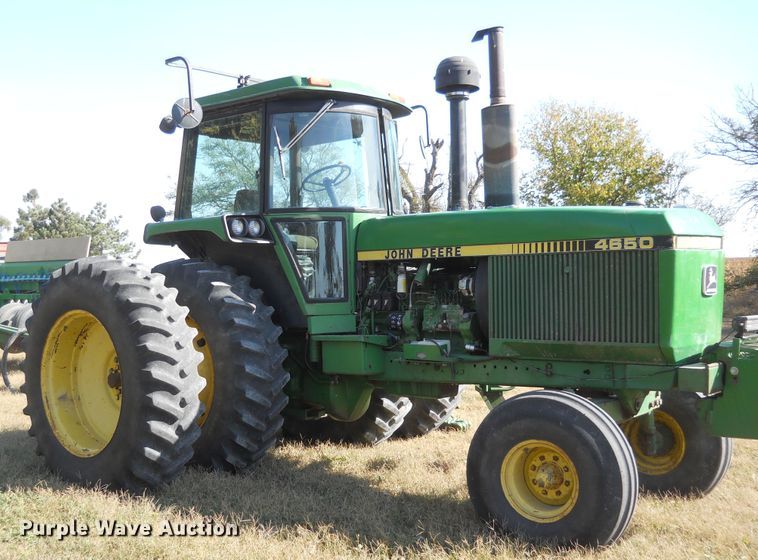 image for item DF4550 1985 John Deere 4650  tractor