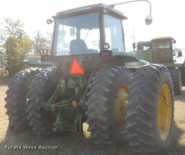 image for item DF4550 1985 John Deere 4650  tractor
