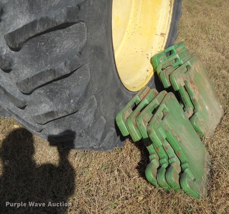 image for item DF4550 1985 John Deere 4650  tractor