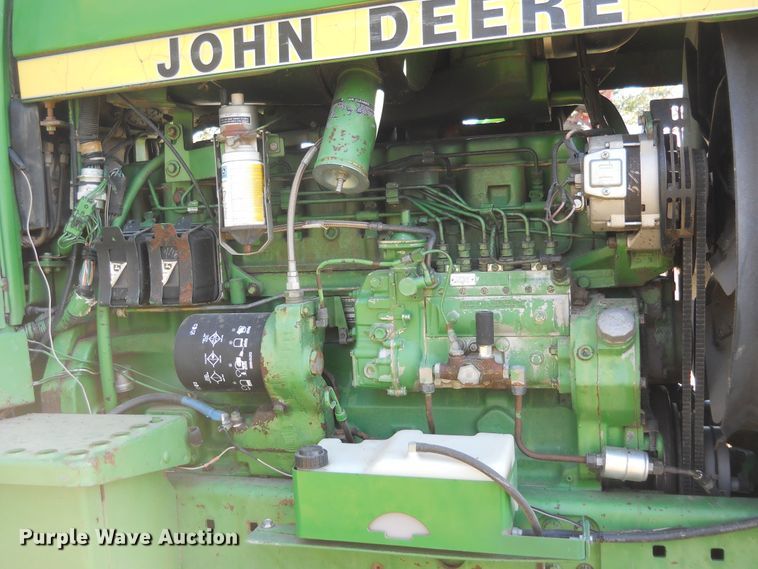 image for item DF4550 1985 John Deere 4650  tractor