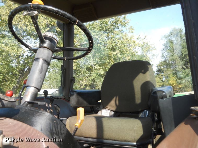 image for item DF4550 1985 John Deere 4650  tractor