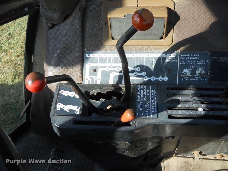 image for item DF4550 1985 John Deere 4650  tractor