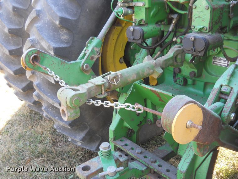 image for item DF4550 1985 John Deere 4650  tractor