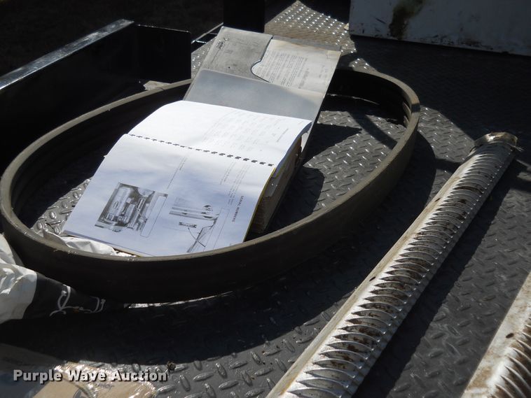 image for item DF4551 1984 John Deere 7720 Turbo  combine