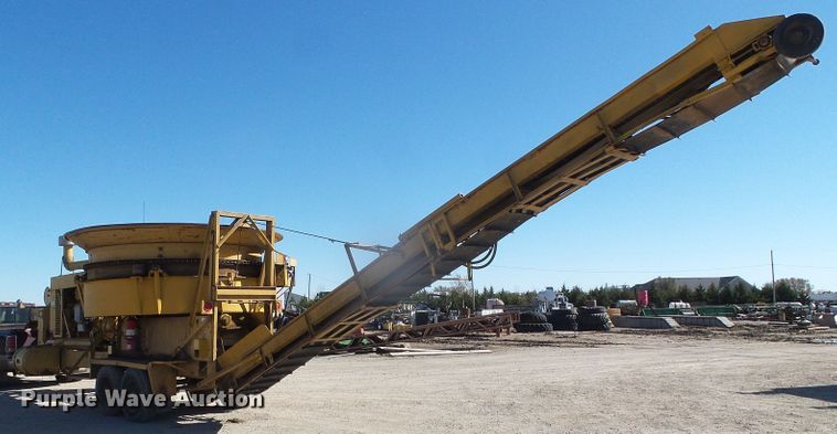 image for item DG8372 Jones tub grinder