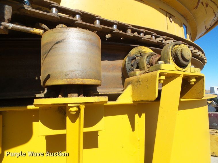 image for item DG8372 Jones tub grinder