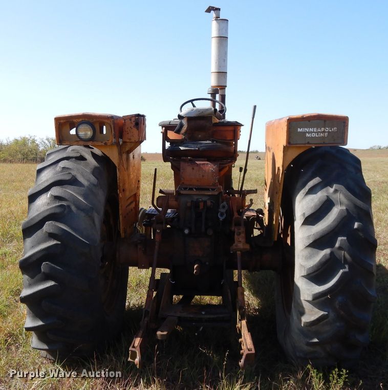 image for item DH0182 1966 Minneapolis Moline M670  tractor