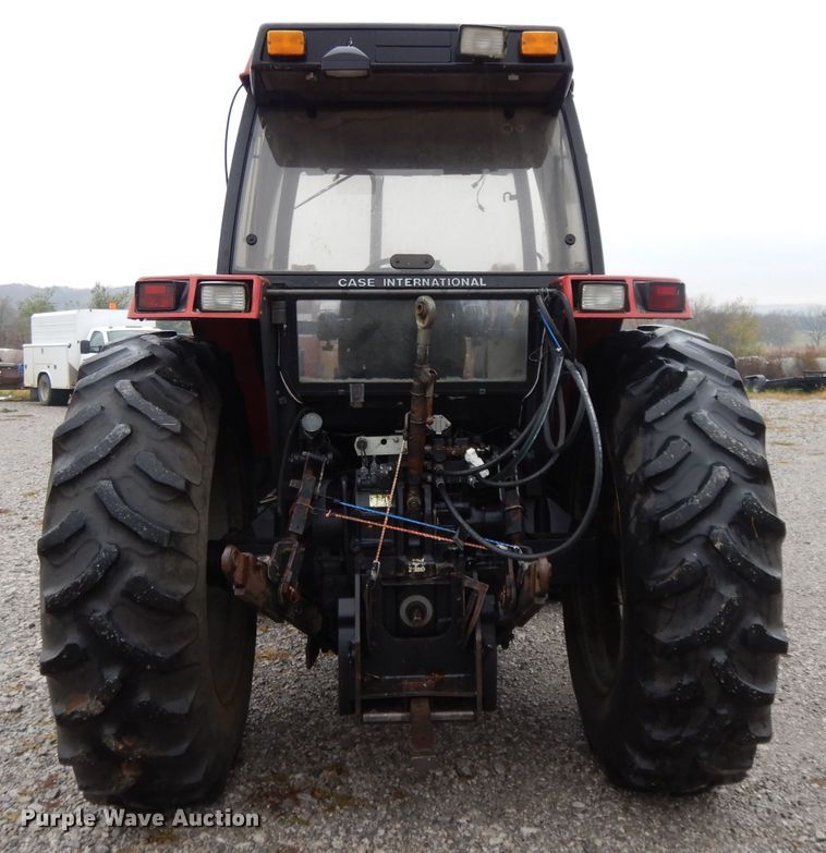 image for item DH3381 1990 Case IH 5130  MFWD tractor