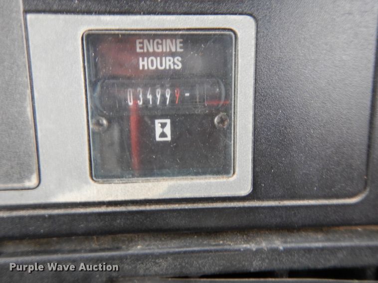 image for item DH3381 1990 Case IH 5130  MFWD tractor