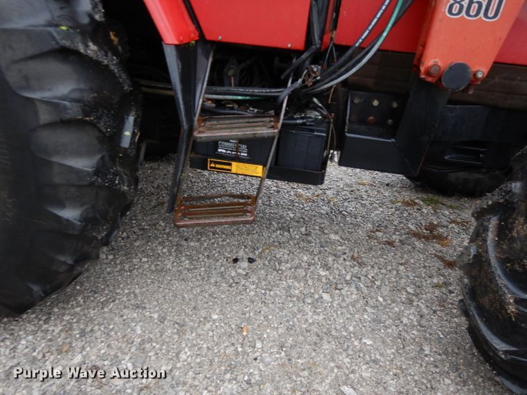 image for item DH3381 1990 Case IH 5130  MFWD tractor