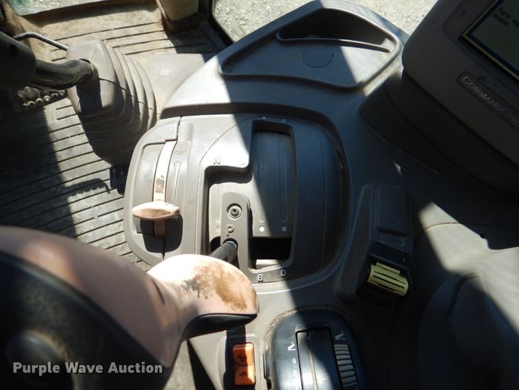 image for item DH3413 2009 John Deere 7230 Premium  MFWD tractor