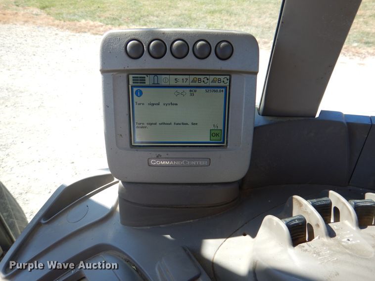 image for item DH3413 2009 John Deere 7230 Premium  MFWD tractor