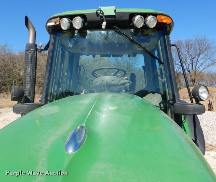 image for item DH3413 2009 John Deere 7230 Premium  MFWD tractor