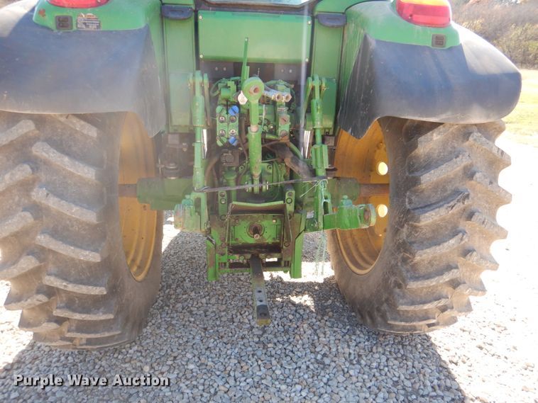 image for item DH3413 2009 John Deere 7230 Premium  MFWD tractor
