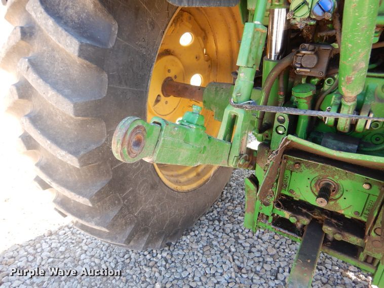 image for item DH3413 2009 John Deere 7230 Premium  MFWD tractor