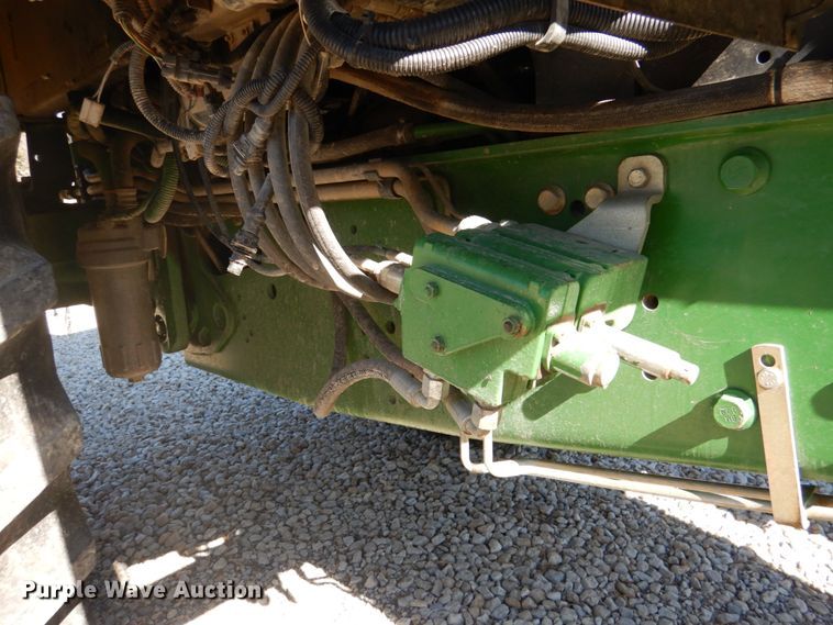 image for item DH3413 2009 John Deere 7230 Premium  MFWD tractor