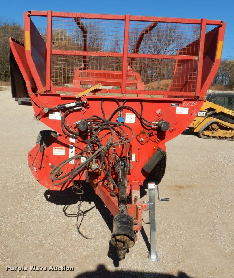 image for item DH3414 Highline Bale Pro CFR650 bale processor