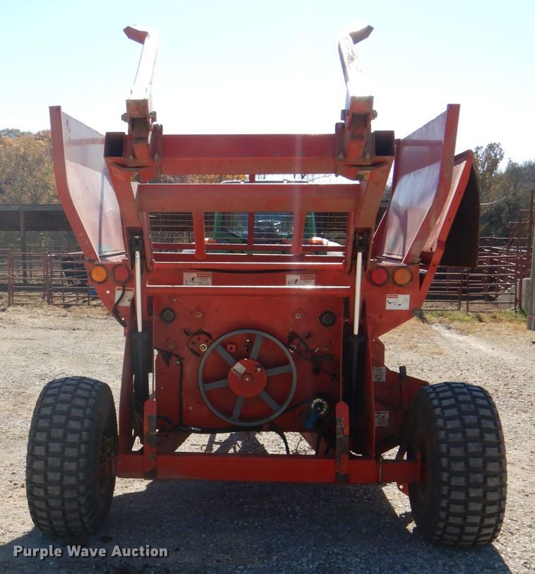 image for item DH3414 Highline Bale Pro CFR650 bale processor