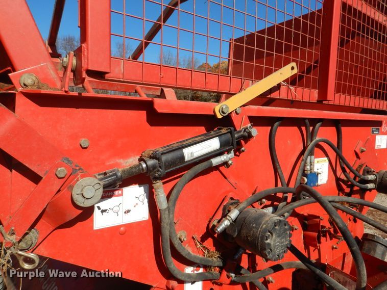 image for item DH3414 Highline Bale Pro CFR650 bale processor