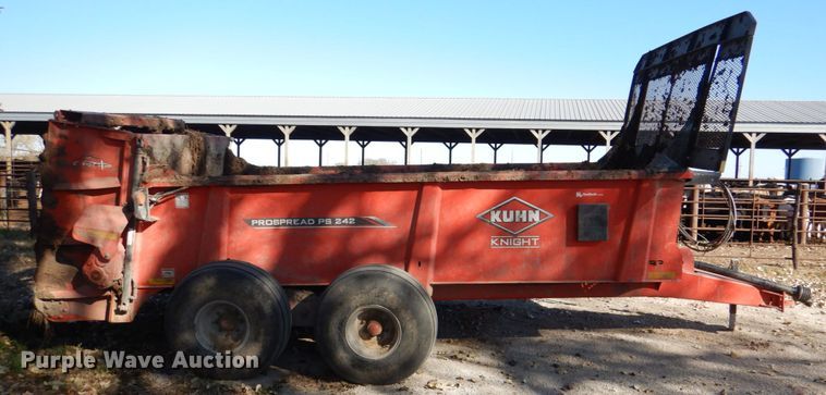 image for item DH3418 Kuhn PS242 manure spreader