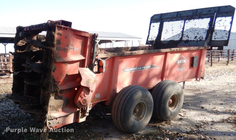 image for item DH3418 Kuhn PS242 manure spreader