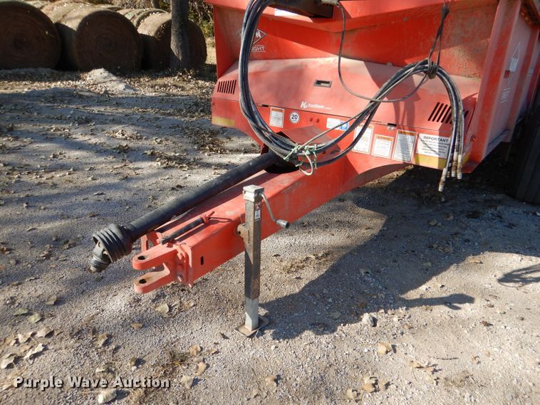 image for item DH3418 Kuhn PS242 manure spreader